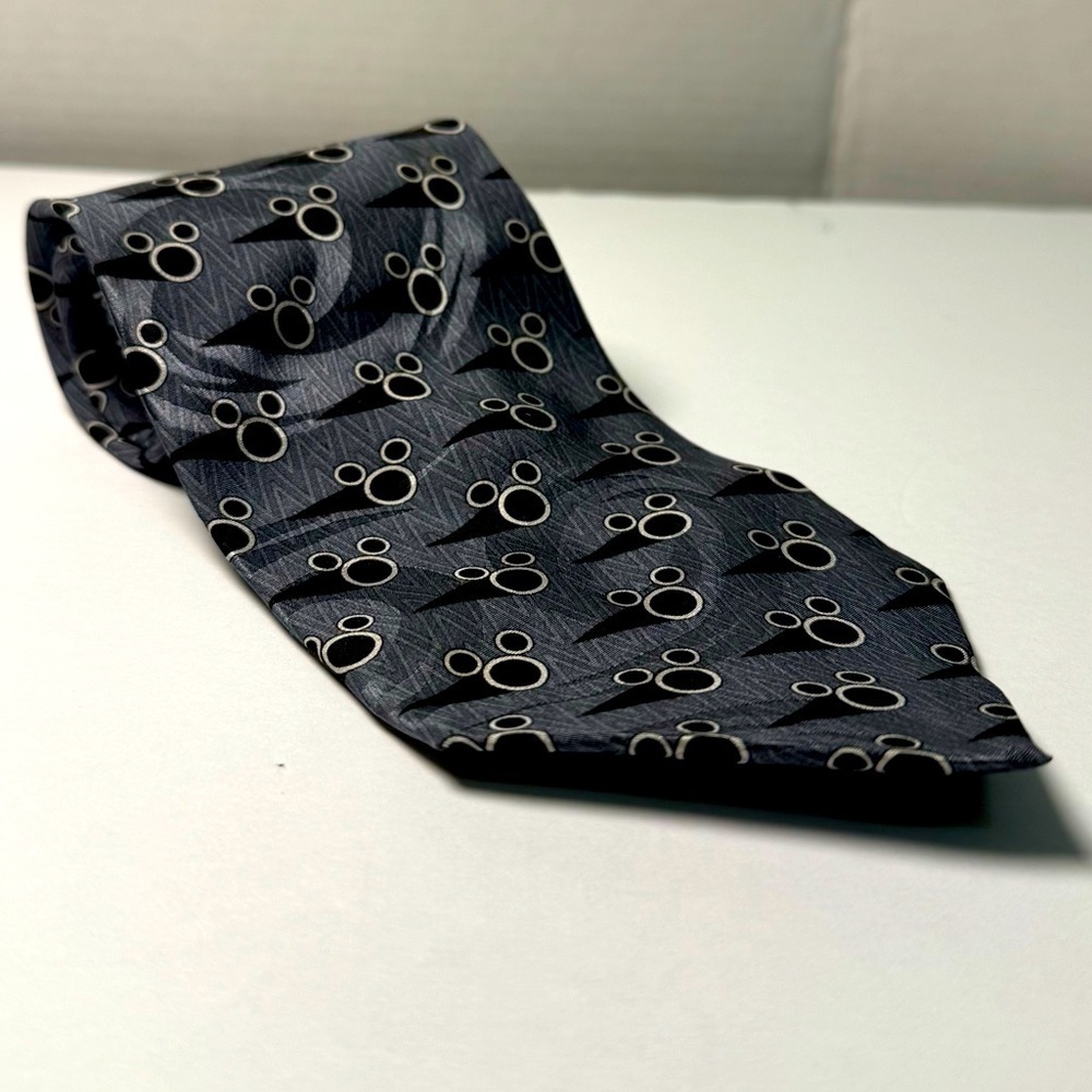 Vintage The Disney Store Mickey Black @ Gray Tie